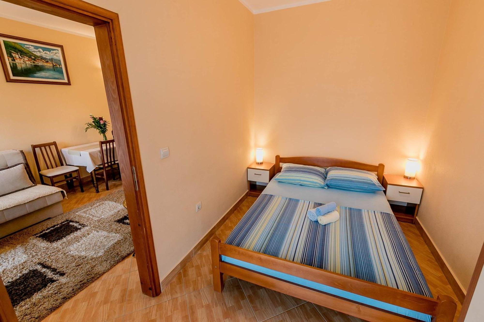 קמנארי Apartments Gudelj מראה חיצוני תמונה