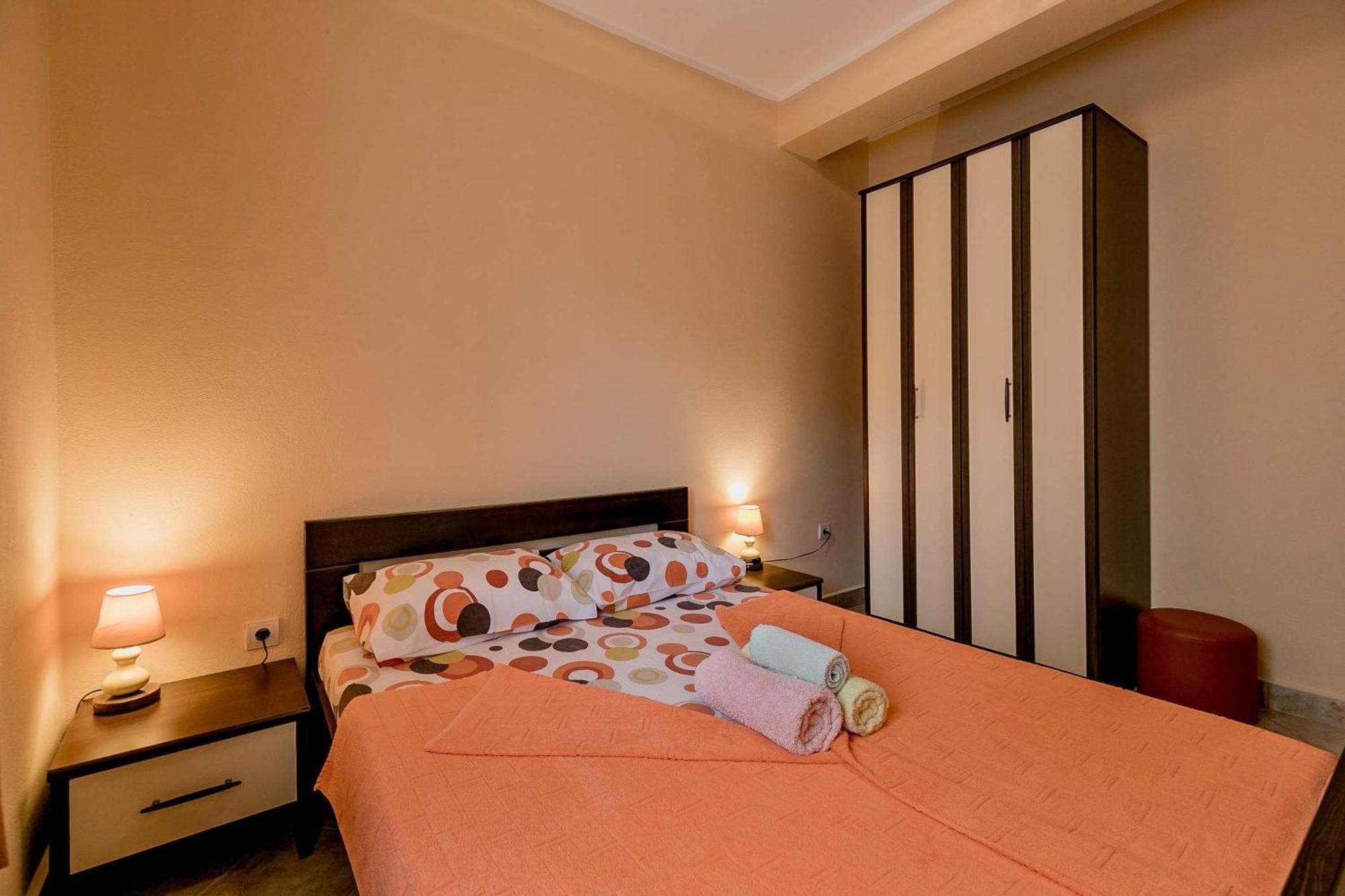 קמנארי Apartments Gudelj מראה חיצוני תמונה