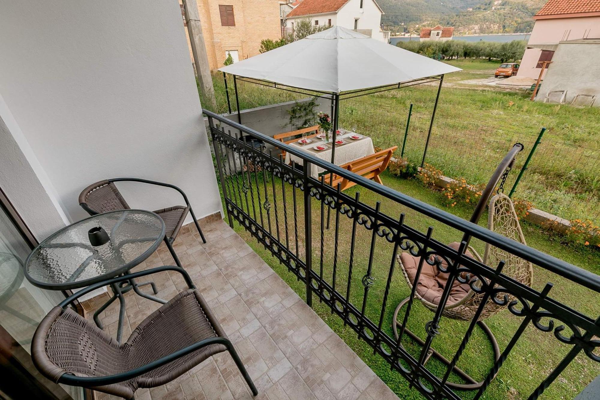 קמנארי Apartments Gudelj מראה חיצוני תמונה
