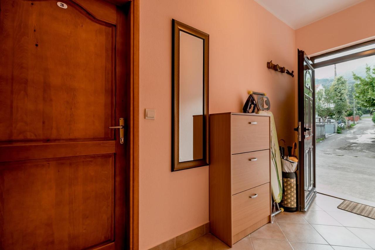 קמנארי Apartments Gudelj מראה חיצוני תמונה