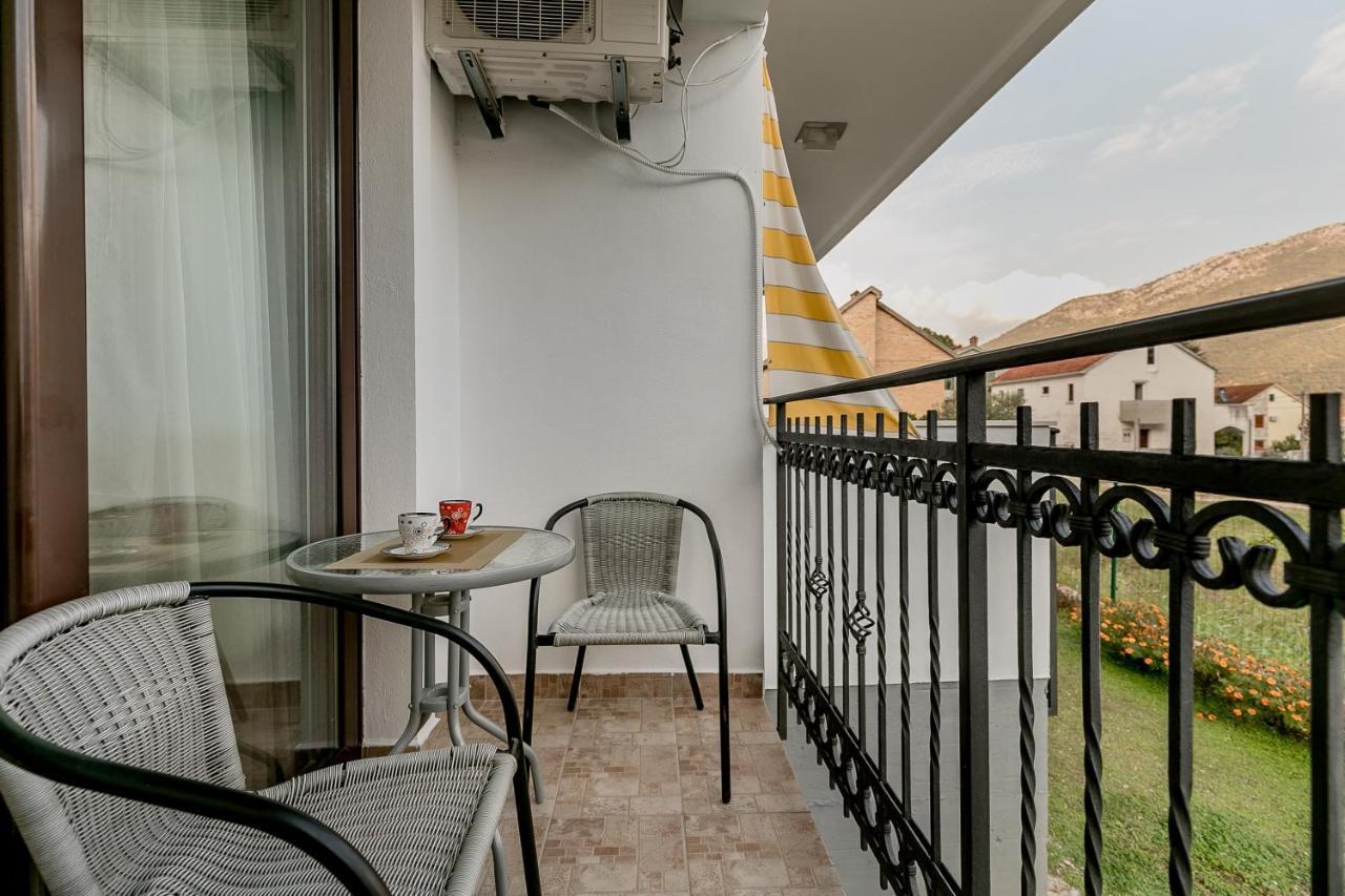קמנארי Apartments Gudelj מראה חיצוני תמונה